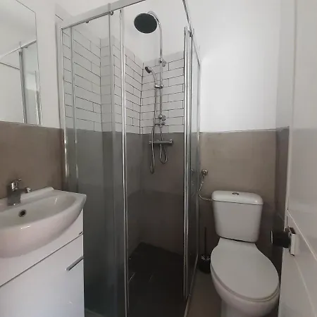 Cozy Flat Downtown Intendente And Graca 6 Lissabon