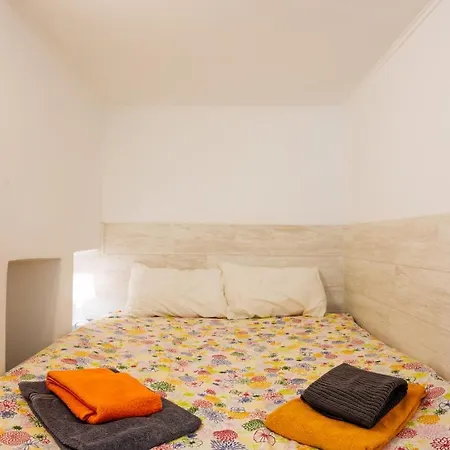 Apartment Cozy Flat Downtown Intendente And Graca 6 Lissabon